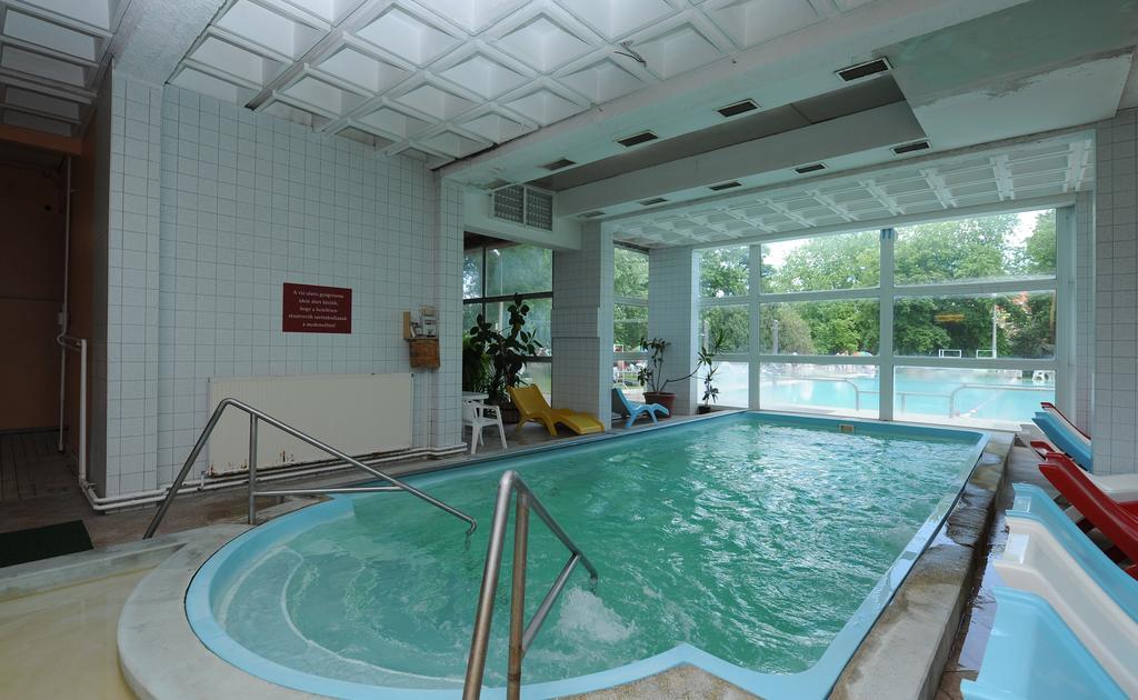 Hotel Hoforras Hajdúszoboszló Dış mekan fotoğraf